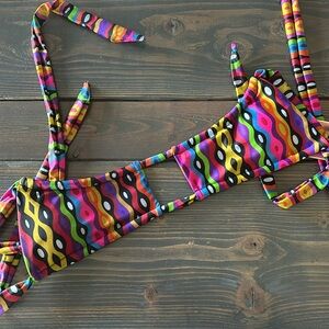 STRAWBERRY MILK MOB BIKINI TOP NEVER WORN🍰🍓